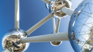 Atomium in Brussels, photographed from below, in front of a clear blue sky. Prize winner of the Wikimedia Belgium Wiki Loves Monuments Photo Contest in 2023.
